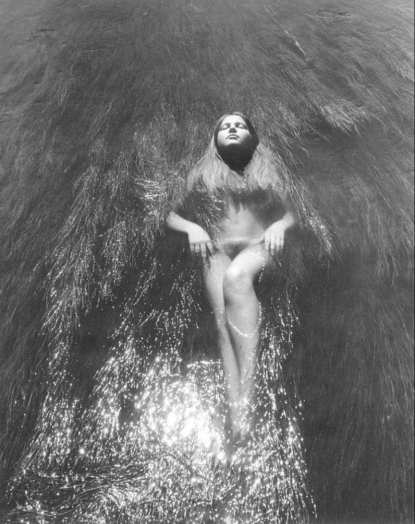 Clásicos del erotismo soviético por el fotógrafo lituano Rimantas Dihavicius Clásicos del erotismo soviético por el fotógrafo lituano Rimantas Dihavicius