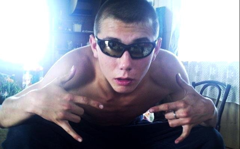 Cómo apareció el gesto de "cabra" y qué significa Cómo apareció el gesto de "cabra" y qué significa