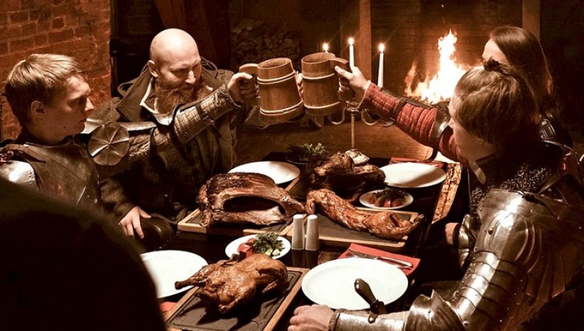 Cómo apareció la costumbre de los vidrios tintineantes