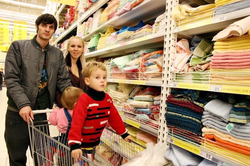 Cómo funcionan los supermercados: trucos que te hacen comprar