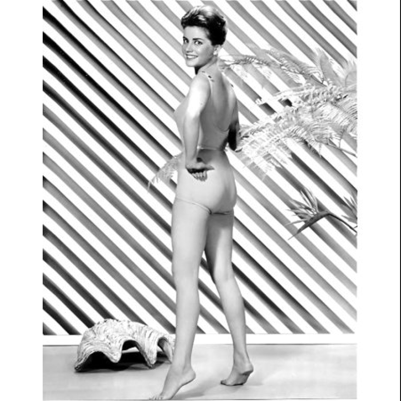 Cómo la estrella de Hollywood Dolores Hart sacudió los cimientos de la"fábrica de sueños" Cómo la estrella de Hollywood Dolores Hart sacudió los cimientos de la"fábrica de sueños"