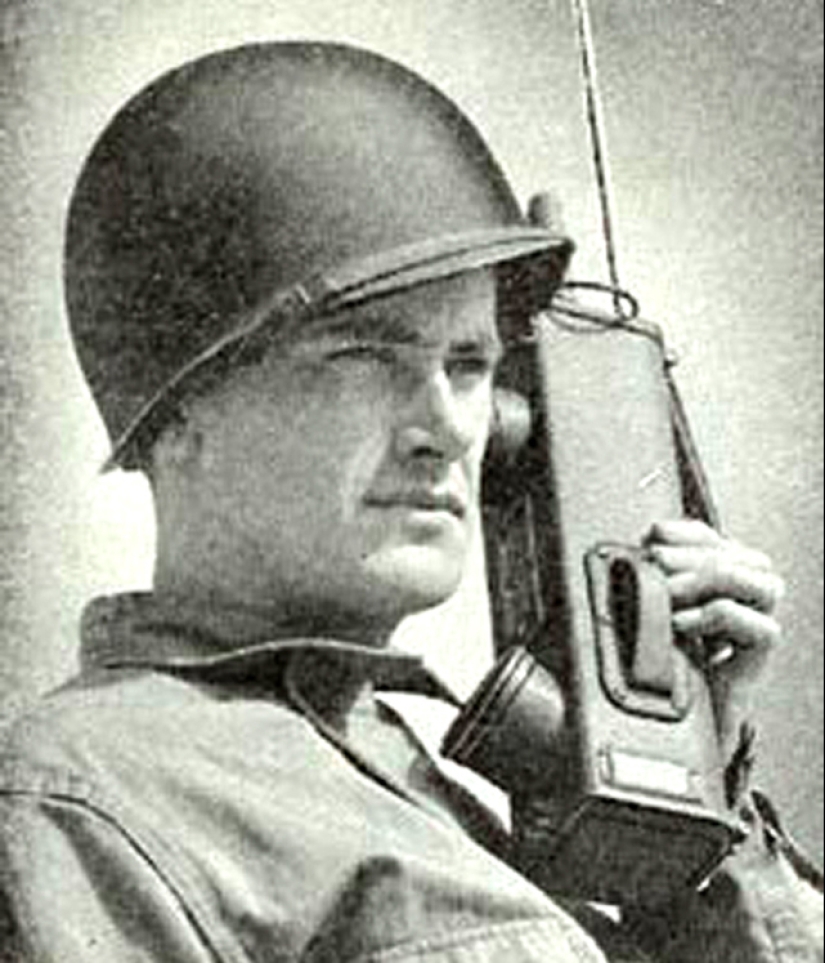 Cómo la gente esperaba los teléfonos móviles: 18 fotos del pasado