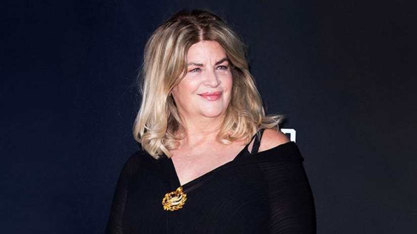 Cómo la superestrella del cine de los 90 Kirsty Ellie lo perdió todo a causa de la gula y murió Cómo la superestrella del cine de los 90 Kirsty Ellie lo perdió todo a causa de la gula y murió