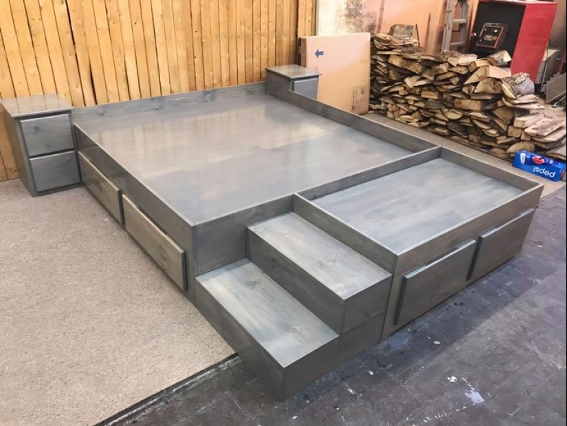 ¿Cómo se ve una cama especial con un lugar para dormir para mascotas? ¿Cómo se ve una cama especial con un lugar para dormir para mascotas?