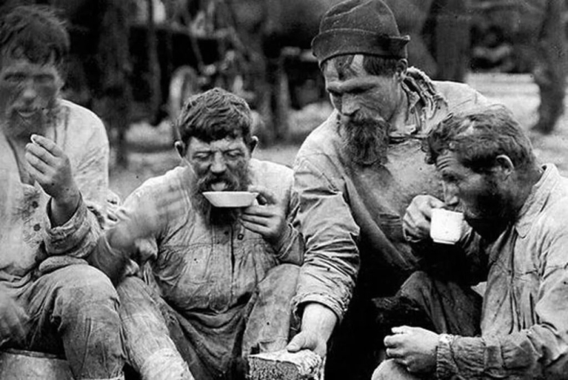 Cómo surgió la bebida chifir en prisión y qué efectos tiene sobre el cuerpo