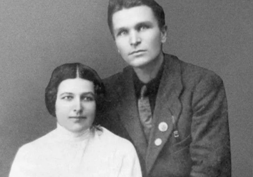 Cómo una mujer noble y decadente Larisa Reisner se convirtió en un símbolo sexual de la Revolución de Octubre Cómo una mujer noble y decadente Larisa Reisner se convirtió en un símbolo sexual de la Revolución de Octubre