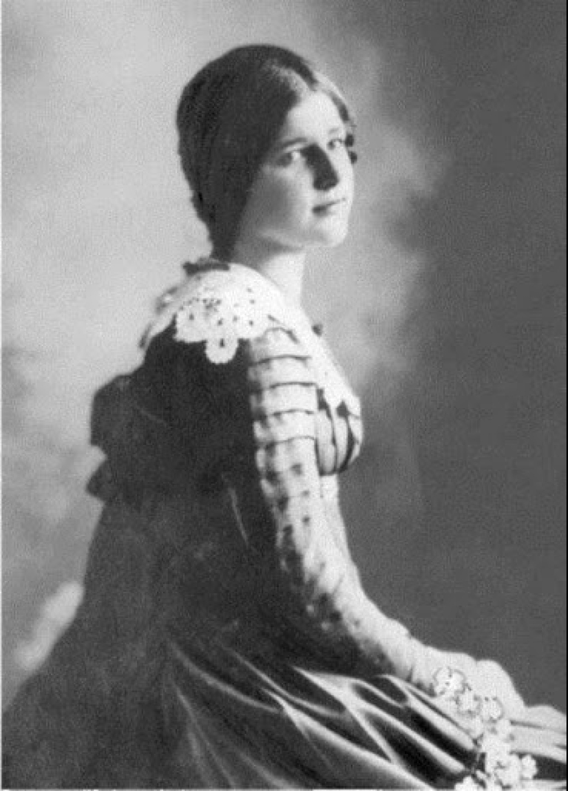 Cómo una mujer noble y decadente Larisa Reisner se convirtió en un símbolo sexual de la Revolución de Octubre Cómo una mujer noble y decadente Larisa Reisner se convirtió en un símbolo sexual de la Revolución de Octubre