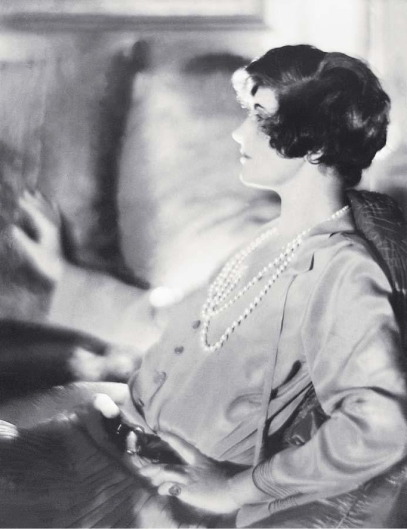 Coco Chanel's 14 Most Famous Sayings Coco Chanel's 14 Most Famous Sayings