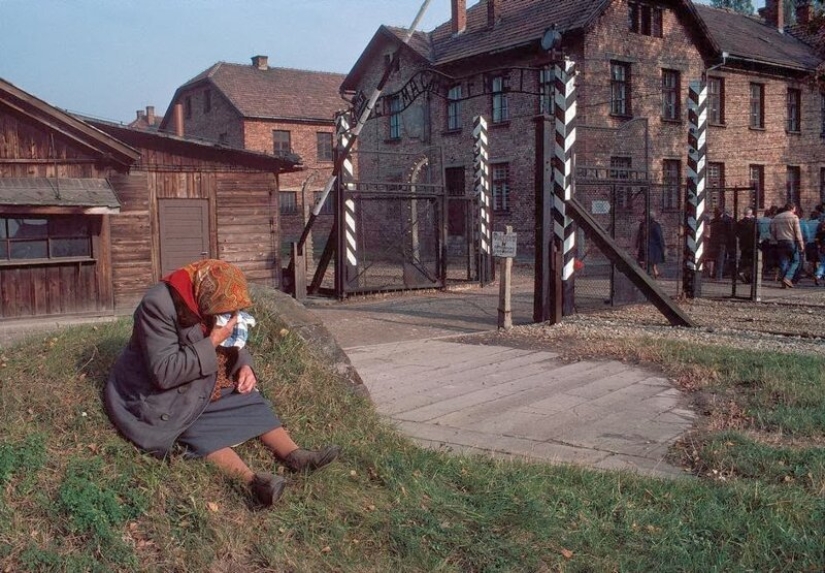 Color photographs of life in Poland in the early 1980s