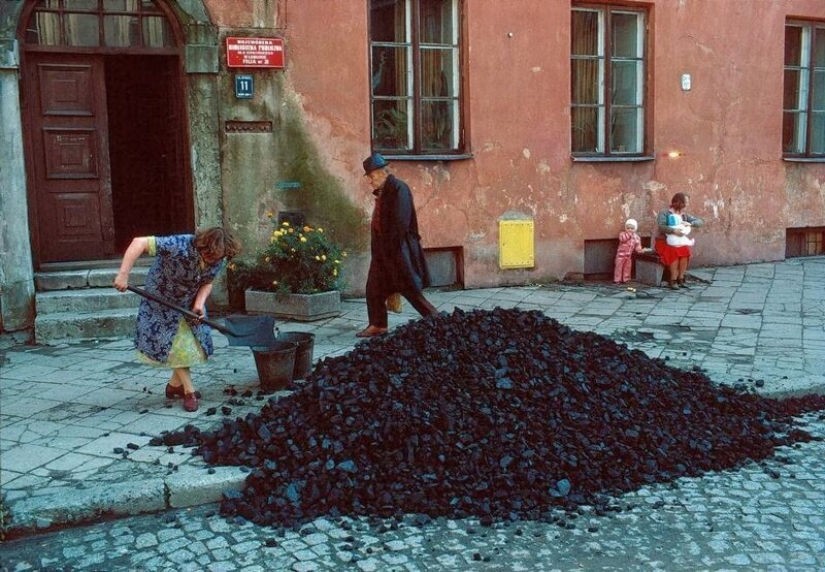 Color photographs of life in Poland in the early 1980s