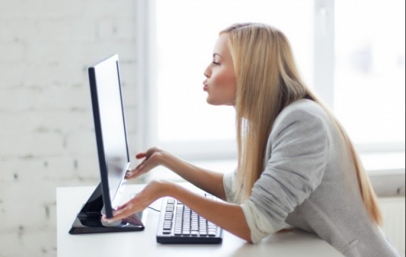 Como el ordenador no hace daño a nuestra piel y puede evitar