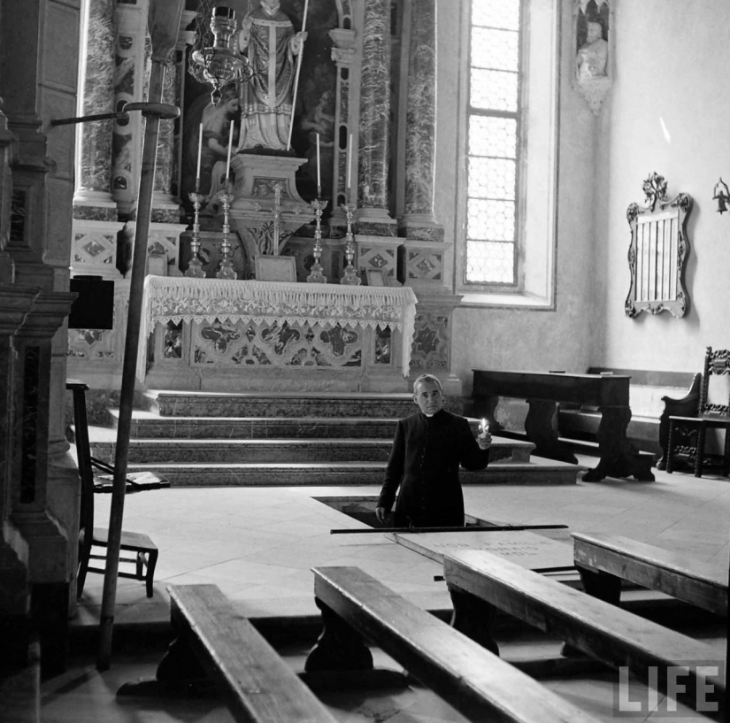 Como residentes de la ciudad italiana de muchos siglos compartieron el pan y la sal con las momias Como residentes de la ciudad italiana de muchos siglos compartieron el pan y la sal con las momias