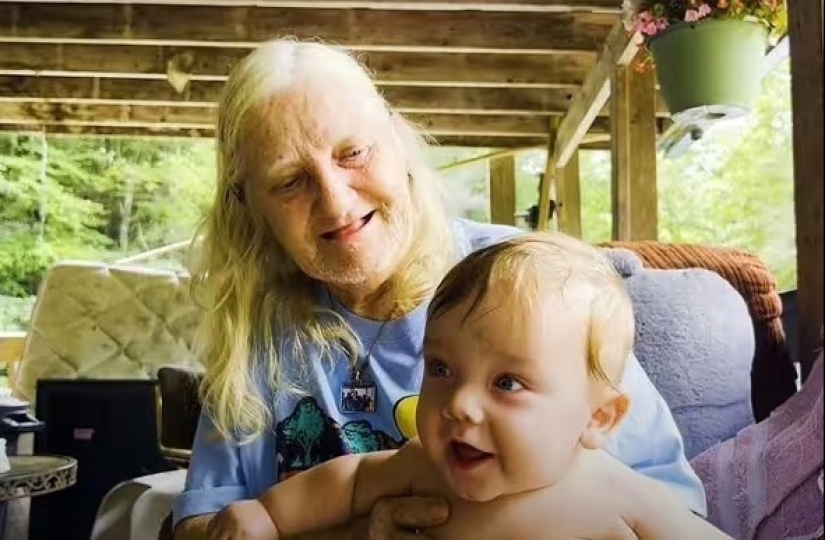 Conoce a los Whittakers: cómo vive la familia de incesto más famosa de EE.UU. Conoce a los Whittakers: cómo vive la familia de incesto más famosa de EE.UU.