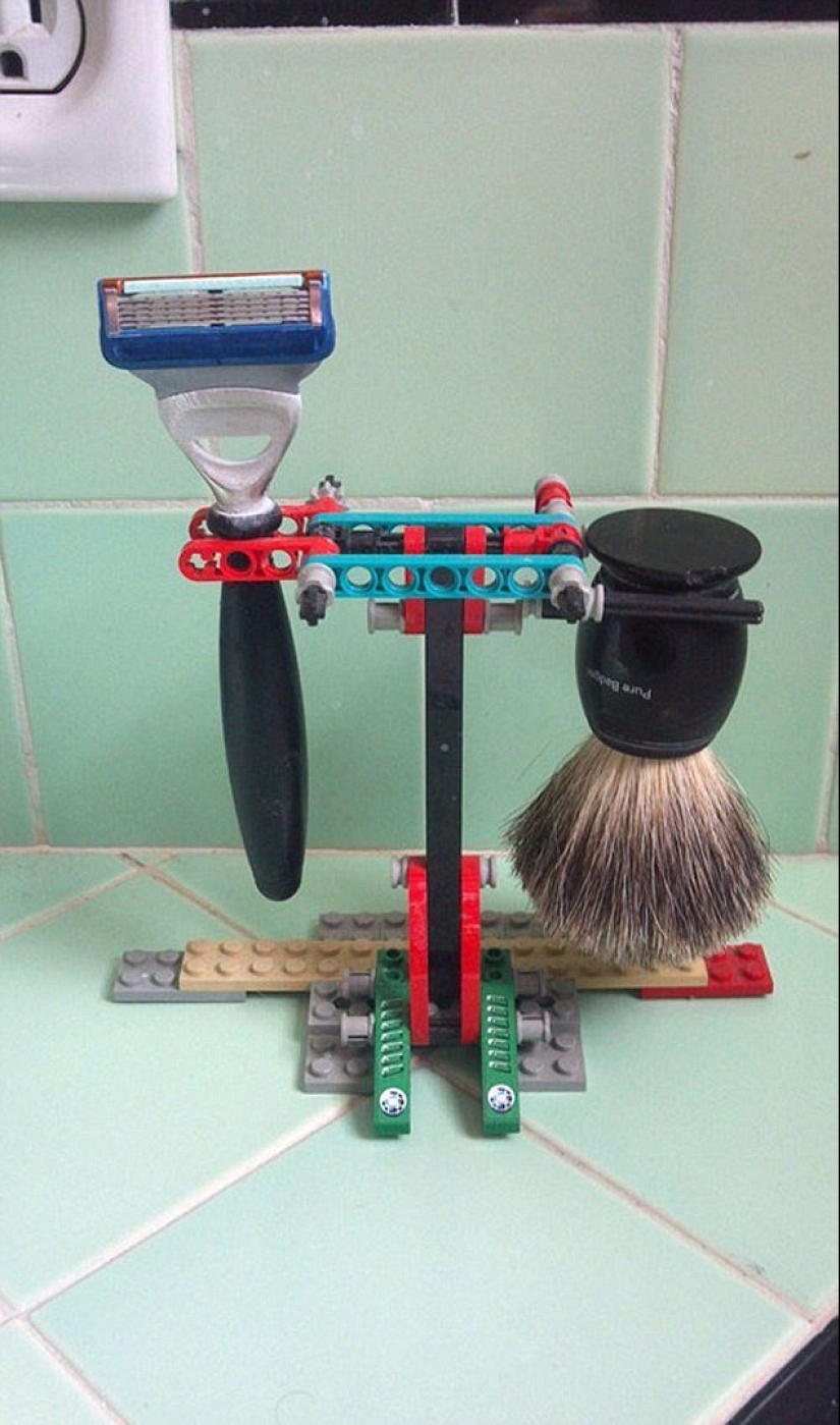 Crazy hands: 20 of the most epic failures from fans of doing everything on their own Crazy hands: 20 of the most epic failures from fans of doing everything on their own