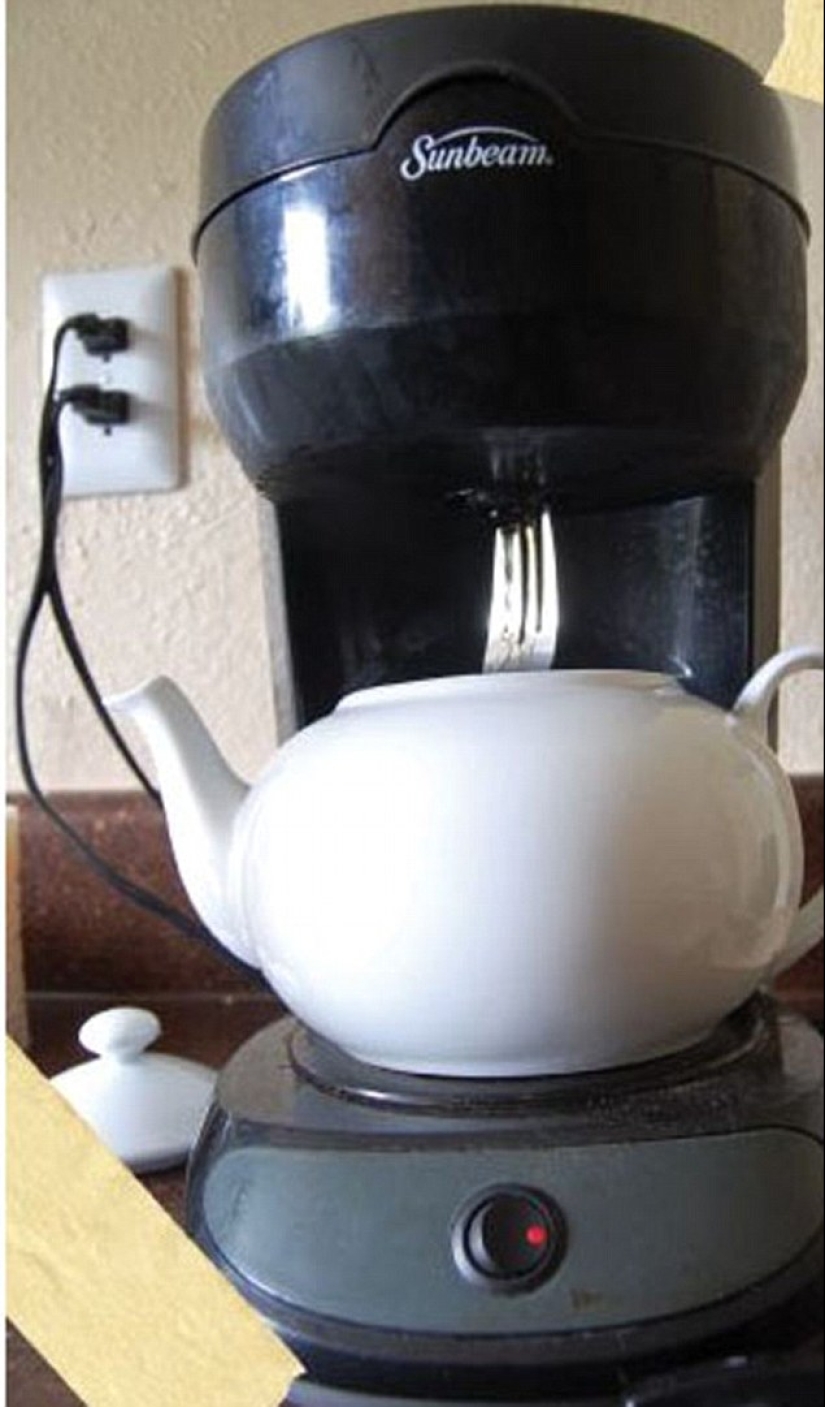 Crazy hands: 20 of the most epic failures from fans of doing everything on their own Crazy hands: 20 of the most epic failures from fans of doing everything on their own