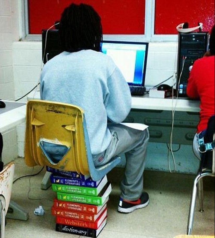 Crazy hands: 20 of the most epic failures from fans of doing everything on their own Crazy hands: 20 of the most epic failures from fans of doing everything on their own