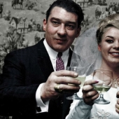 Criminales con un nuevo color: un fotógrafo colorea fotos de villanos famosos