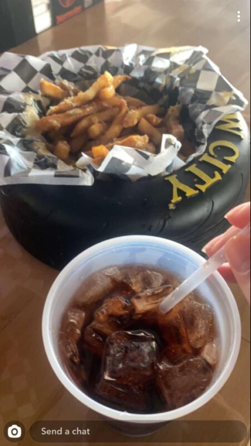 Cuando la placa es demasiado simple: 20 ejemplos bien, muy extraño flujo de alimentos y bebidas