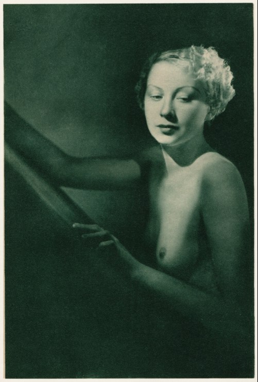 Cuando no había Photoshop: 25 fantasías eróticas de Manasseh Studio Cuando no había Photoshop: 25 fantasías eróticas de Manasseh Studio