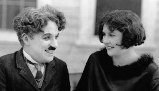 Cuatro esposas adolescentes y 12 hijos: qué más no sabíamos de Charlie Chaplin