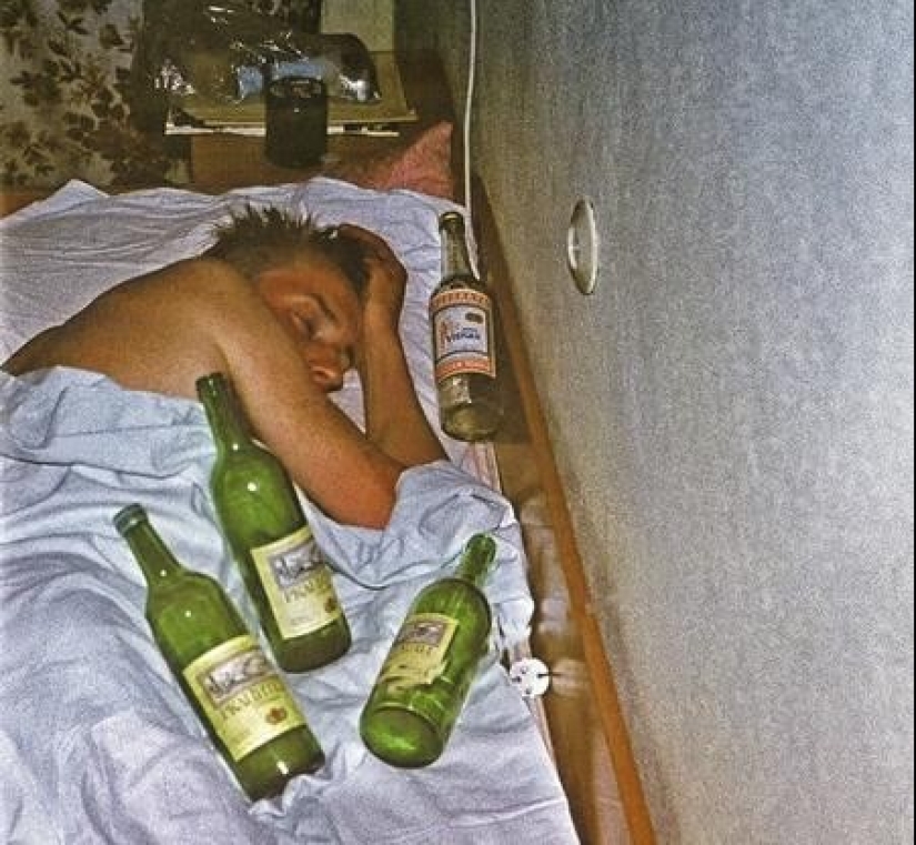 Dad — a glass of port wine: how and what Russian rock stars drank Dad — a glass of port wine: how and what Russian rock stars drank