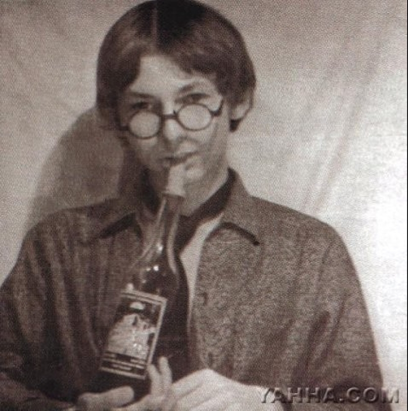 Dad — a glass of port wine: how and what Russian rock stars drank Dad — a glass of port wine: how and what Russian rock stars drank