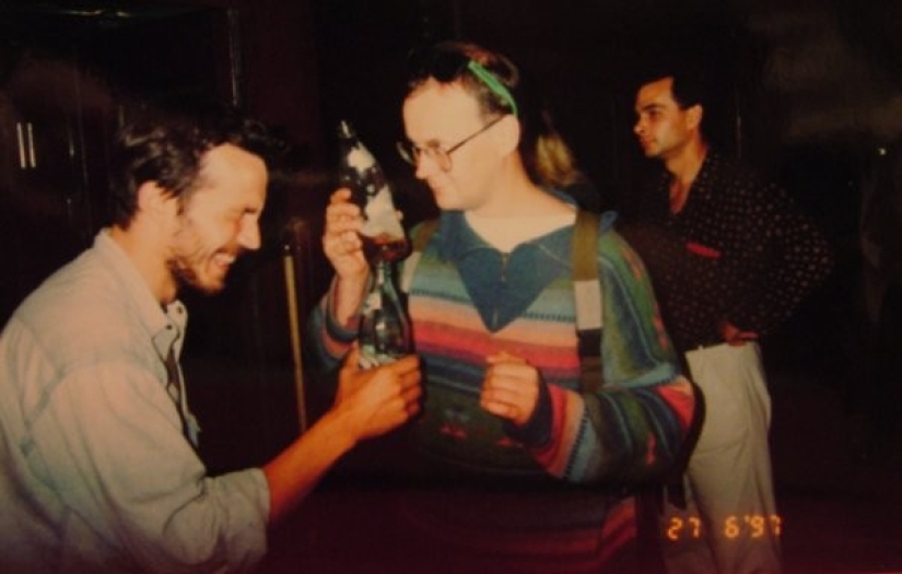 Dad — a glass of port wine: how and what Russian rock stars drank Dad — a glass of port wine: how and what Russian rock stars drank