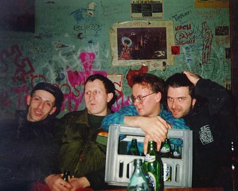 Dad — a glass of port wine: how and what Russian rock stars drank Dad — a glass of port wine: how and what Russian rock stars drank