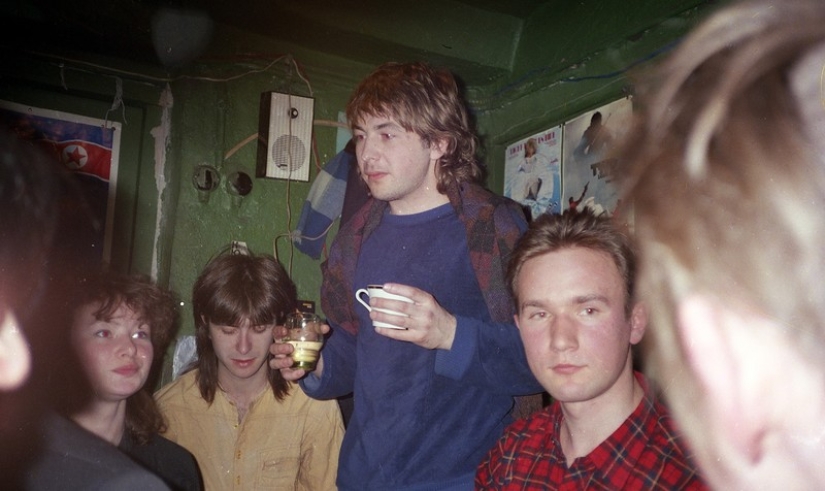 Dad — a glass of port wine: how and what Russian rock stars drank Dad — a glass of port wine: how and what Russian rock stars drank