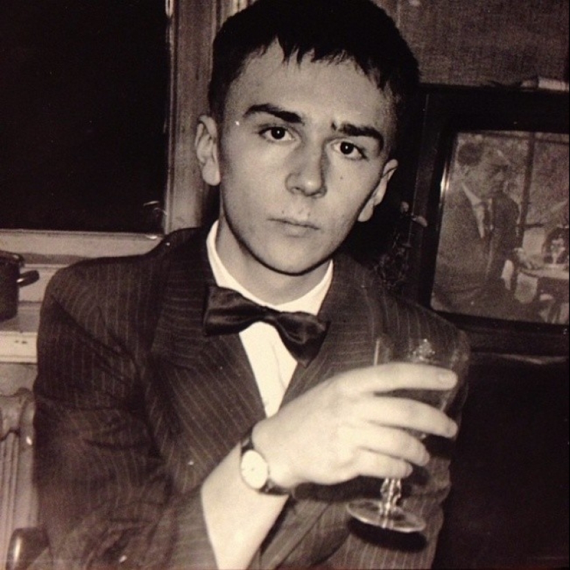 Dad — a glass of port wine: how and what Russian rock stars drank Dad — a glass of port wine: how and what Russian rock stars drank