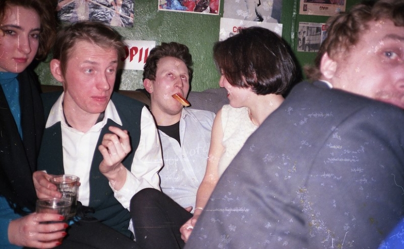 Dad — a glass of port wine: how and what Russian rock stars drank Dad — a glass of port wine: how and what Russian rock stars drank