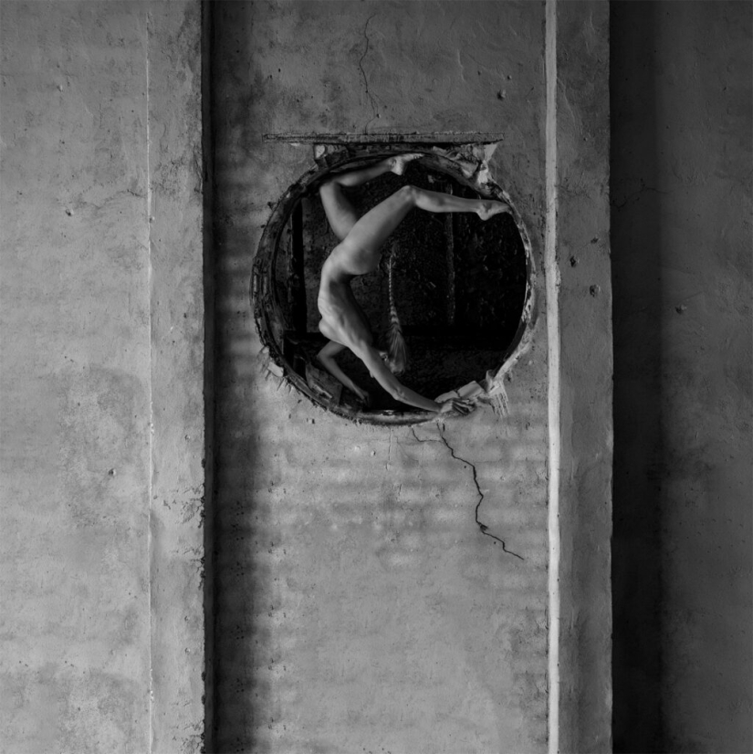 Dark fantasies in nude style from photographer Gobotoru