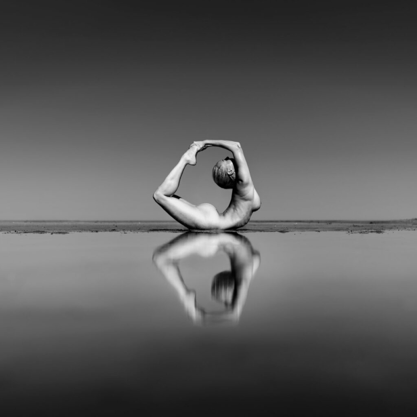 Dark fantasies in nude style from photographer Gobotoru