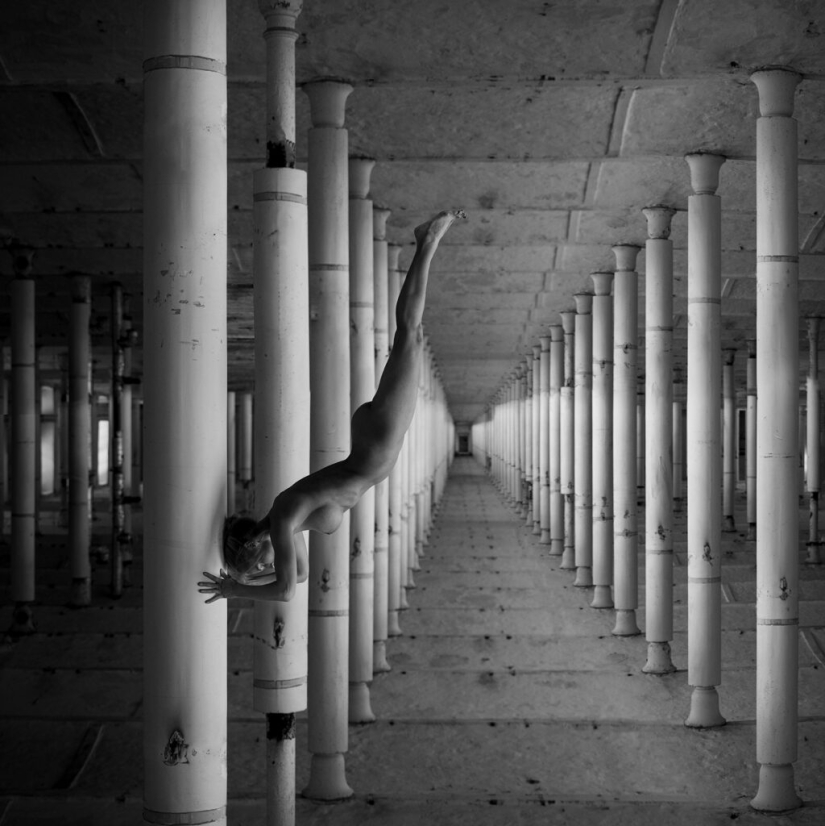 Dark fantasies in nude style from photographer Gobotoru