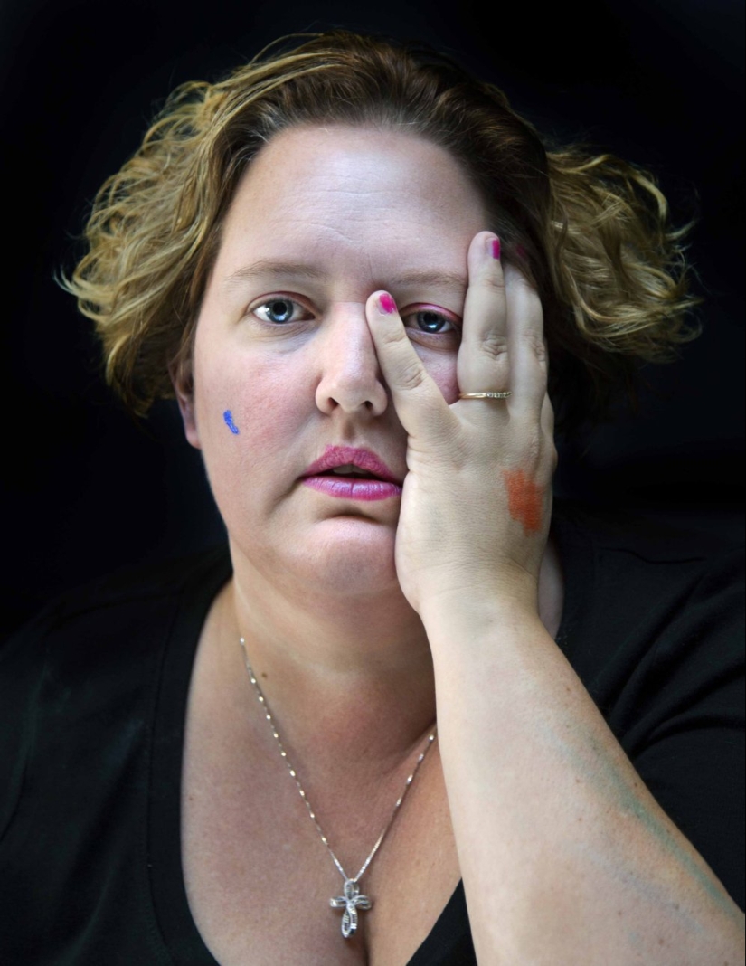 Daughters-mothers: little girls did their moms makeup