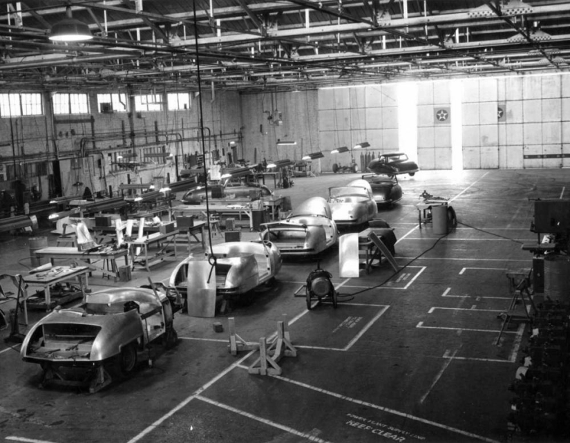 Davis Divan: a unique concept car 1940-ies