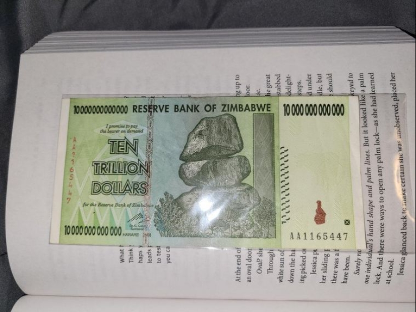 De la malaquita al billón de Zimbabue: 22 fotos asombrosas que no ves todos los días