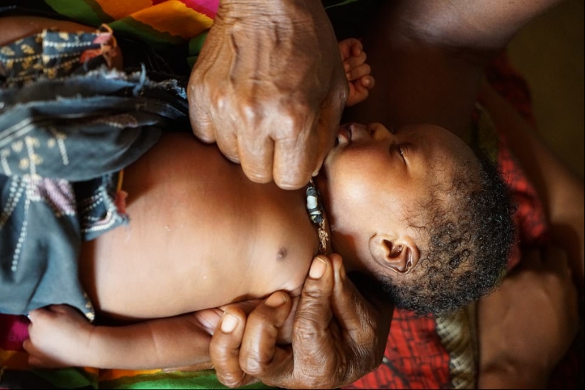 De la protección de los malos espíritus, a los regalos de los familiares: ¿cómo responder a los recién nacidos en diferentes países