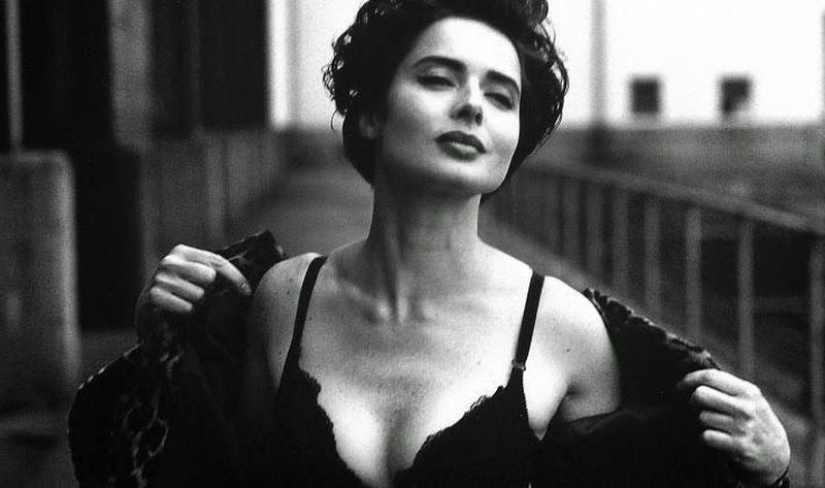 De lujo escote hermosas Actrices italianas