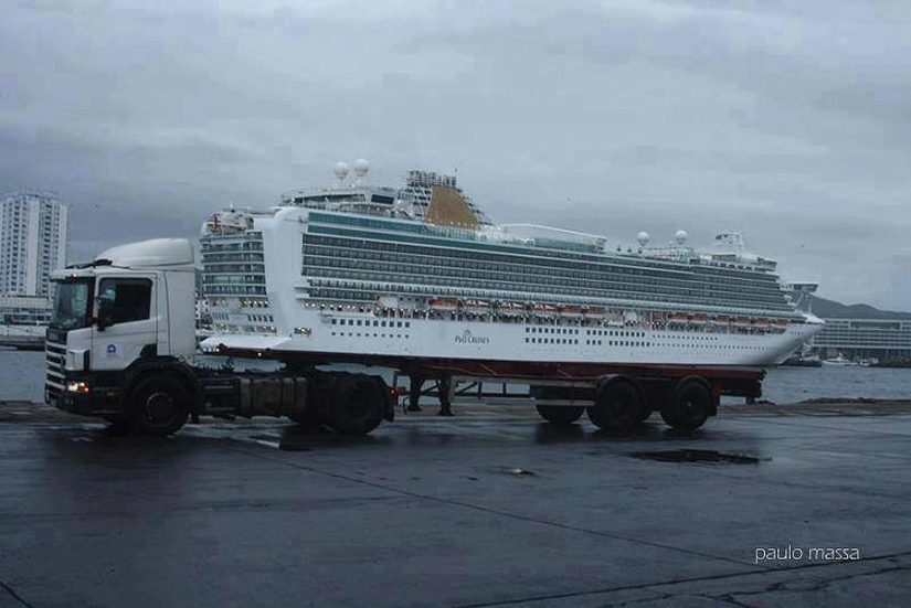 De nuevo, la selección de fotos tomadas en el momento justo De nuevo, la selección de fotos tomadas en el momento justo