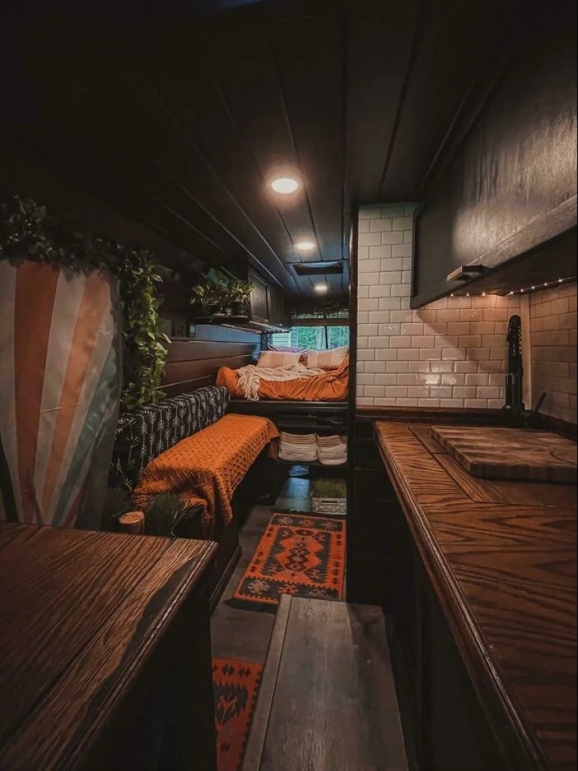 De viejos muros a nuevos propósitos: 27 ejemplos de transformación de edificios y espacios