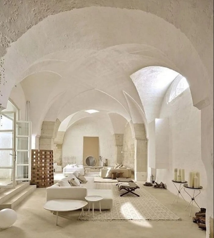 De viejos muros a nuevos propósitos: 27 ejemplos de transformación de edificios y espacios