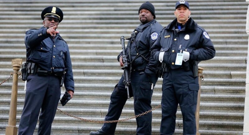 Debunking the stereotypes about the United States created by cinema Debunking the stereotypes about the United States created by cinema