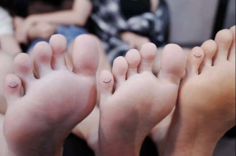 Del minimalismo a los tatuajes con historia: 33 ideas inusuales para el primer tatuaje Del minimalismo a los tatuajes con historia: 33 ideas inusuales para el primer tatuaje