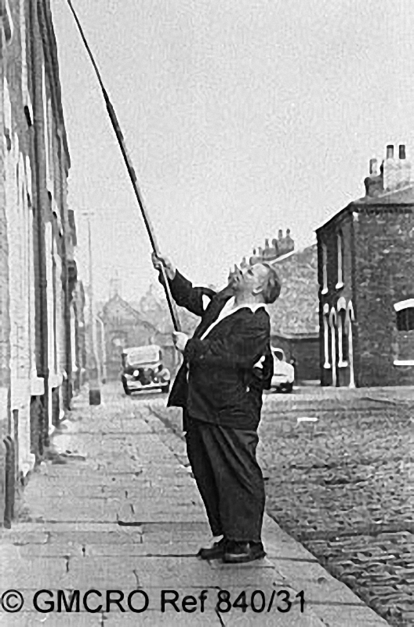 Did everyone wake up on Monday? Did everyone wake up on Monday?