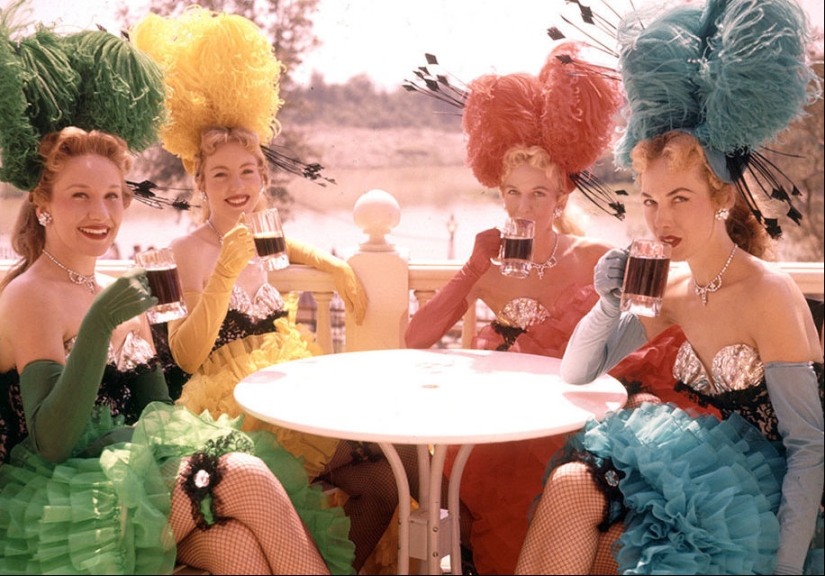 Disneyland en su día de apertura en 1955 Disneyland en su día de apertura en 1955