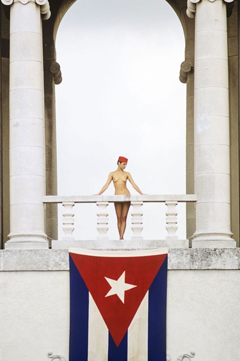 Earl británico y el controvertido fotógrafo Patrick Anson Earl británico y el controvertido fotógrafo Patrick Anson