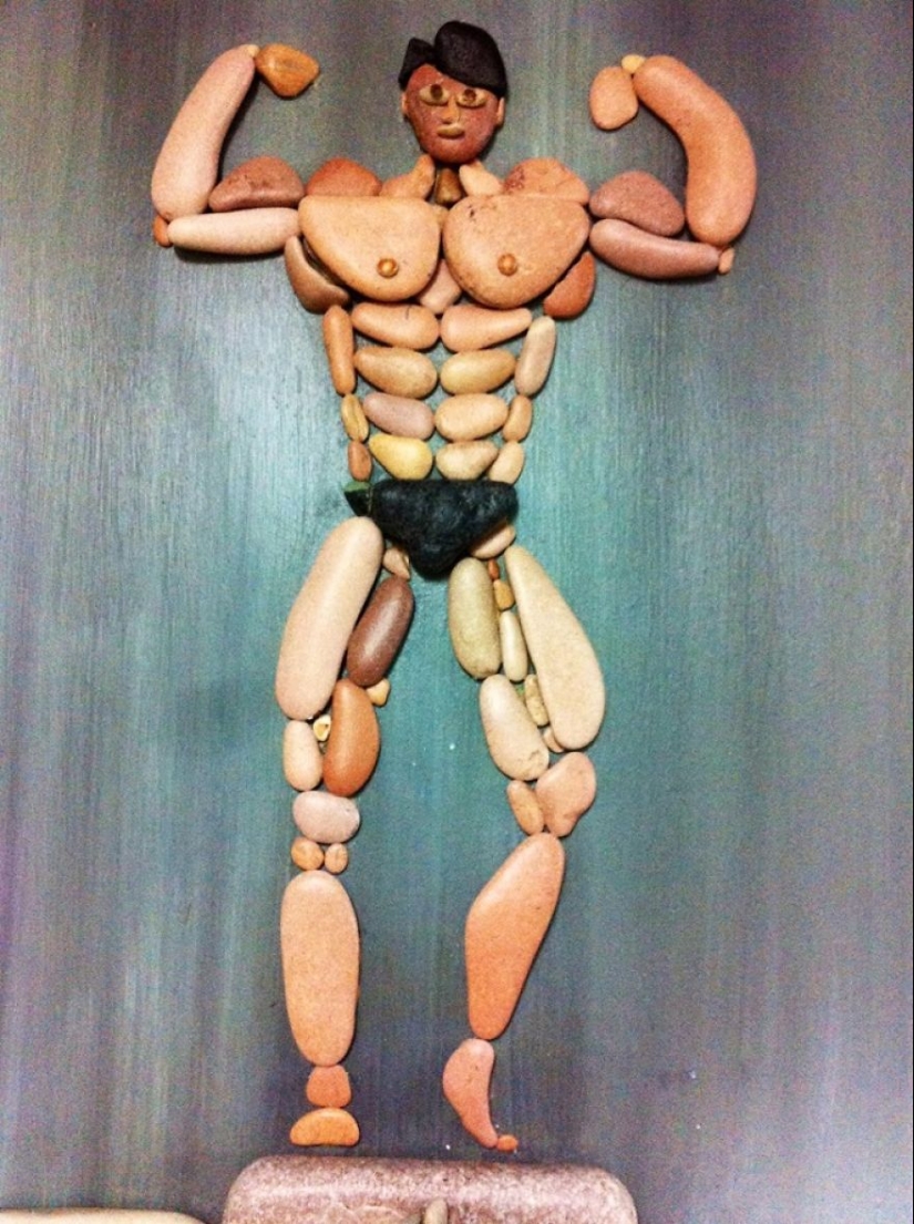 El artista hace pinturas increíblemente realistas a partir de piedras encontradas en la playa El artista hace pinturas increíblemente realistas a partir de piedras encontradas en la playa