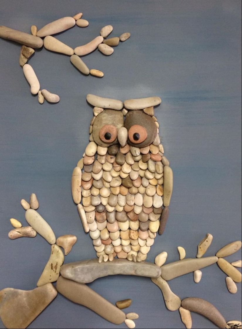 El artista hace pinturas increíblemente realistas a partir de piedras encontradas en la playa El artista hace pinturas increíblemente realistas a partir de piedras encontradas en la playa