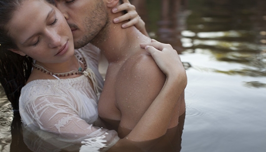 El beso de la vergüenza y el transporte de la Masturbación: íntimo tradiciones de Rusia El beso de la vergüenza y el transporte de la Masturbación: íntimo tradiciones de Rusia